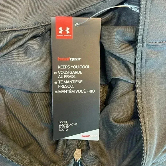 Under Armour Heatgear Long Sleeve Half Zip Pull Over - Size M - Picture 8 of 11